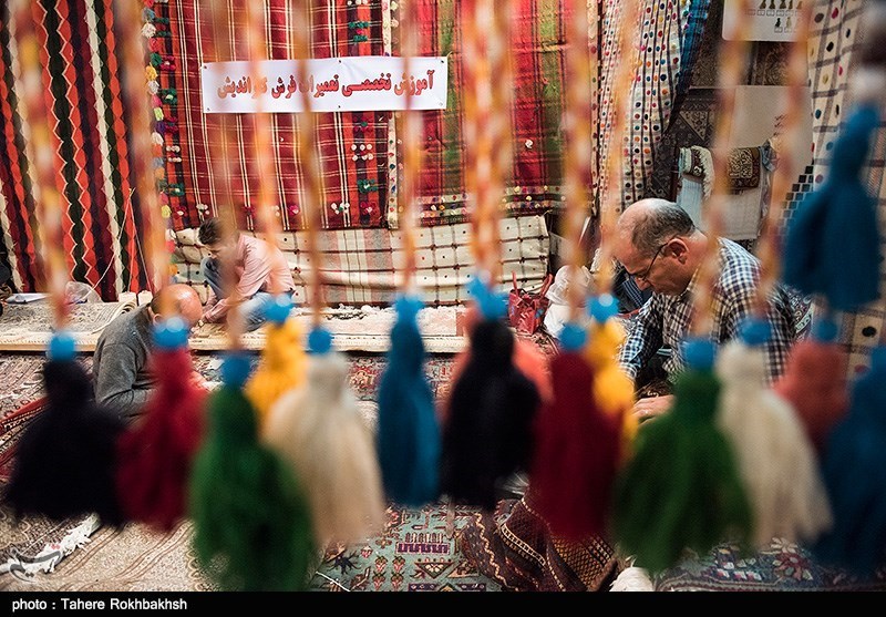 دوازدهمین نمایشگاه فرش دستباف در شیراز