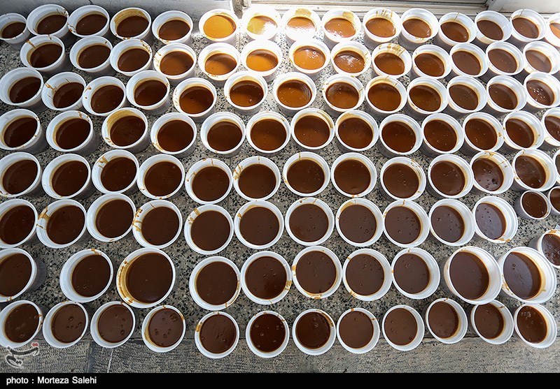 30 تن سمنوی نذری نهاوندی‌ها بین زائران اربعین توزیع می‌شود