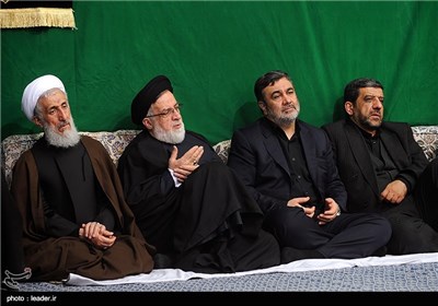 اولین شب عزاداری ایام فاطمیه در حسینیه امام خمینی(ره)
