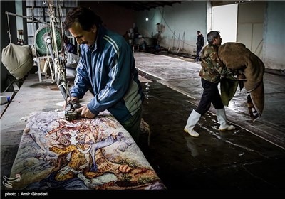 کارگاه قالیشویی در اراک