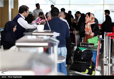 مسافران نوروزی در فرودگاه هاشمی‌نژاد مشهد