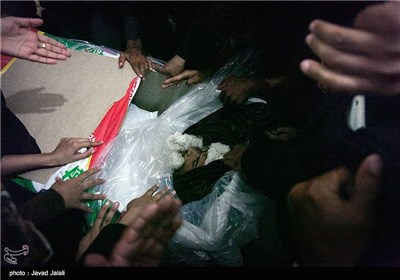 تشییع پیکر امید طاهری کندر شهید نیروی انتظامی - بندرعباس