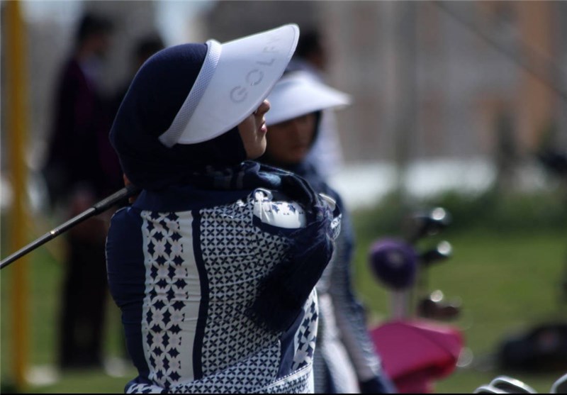 جوانان افغان و امید به فردایی بهتر؛ علاقه دختران غرب افغانستان به بازی سلطنتی «گلف» + عکس