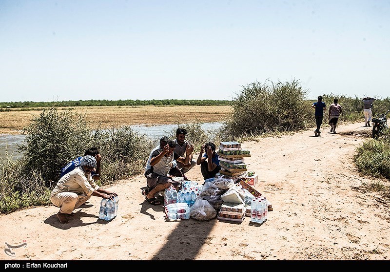 وضعیت سیل‌زدگان شعیبیه شوشتر وخیم است/ نیاز سیل‌زدگان به مواد غذایی
