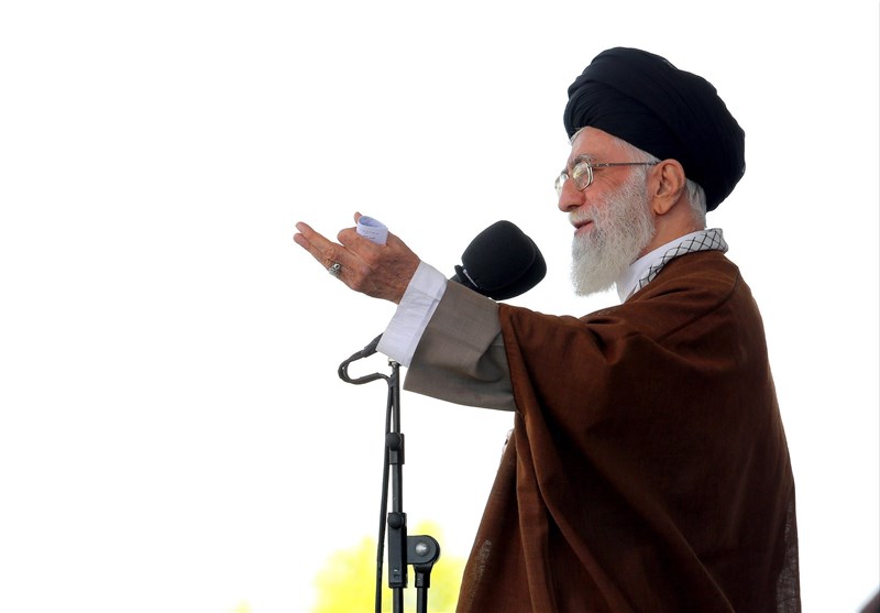 امام خامنه‌ای رهبر انقلاب رهبری