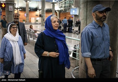 استقبال مردم از عوامل فیلم فروشنده