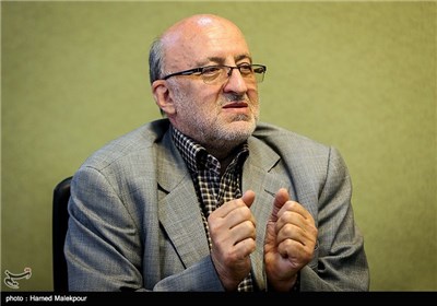 گفت‌وگوی خبرگزاری تسنیم با محمدعلی خوشنویس عضو تیم پرستاری امام خمینی(ره)