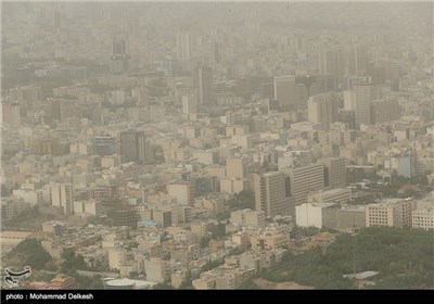 تهران در غبار