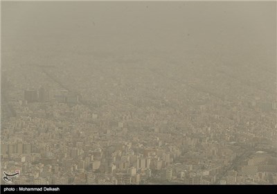 تهران در غبار