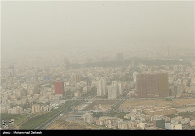 تهران در غبار