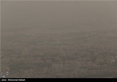 تهران در غبار