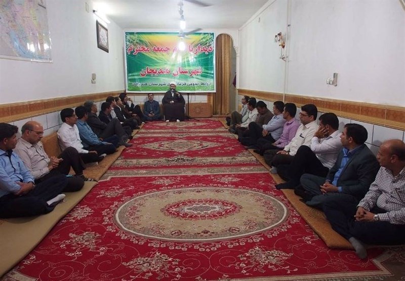 مسئولان ساده‌زیستی و تکریم ارباب‌رجوع را  سرلوحه کارها قرار دهند