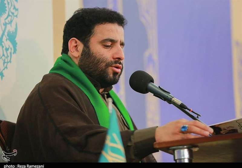 دعای توسل در مسجد مقدس جمکران 