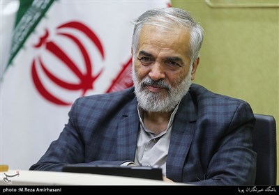 قدیری ابیانه در دانشگاه شهید رجایی: سالانه یک‌ تریلیون دلار به بدهی آمریکا اضافه می‌شود