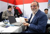حضور ابراهیم انصاریان در فرمانداری تهران برای ثبت‌نام در یازدهمین دوره انتخابات مجلس شورای اسلامی 