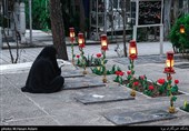 زیارت گلزار شهدای بهشت زهرا(س) تهران در شب جمعه آخرسال
