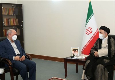 تاکید آیت الله رئیسی بر ضرورت متناسبسازی حقوق با تورم