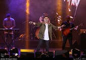 اجرای کنسرت موسیقی پاپ علیرضا طلیسچی در سالن میلاد نمایشگاه بین‌المللی تهران 