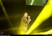  اجرای کنسرت موسیقی پاپ علیرضا طلیسچی در سالن میلاد نمایشگاه بین‌المللی تهران 