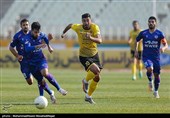  دیدار تیم های فوتبال هوادار و سپاهان