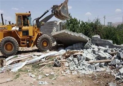 برخورد قاطع با زمینخواری در سمنان/ 2 بنای غیرمجاز تخریب شد