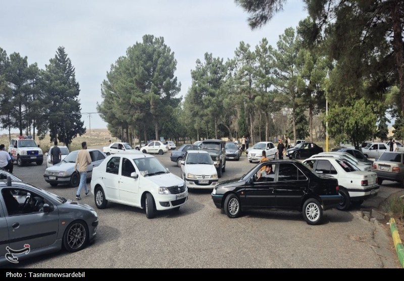 نخستین رالی خانوادگی پارس‌آباد با شعار "نه به تصادف" برگزار شد