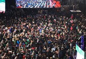 هزاران ایرانی یک ارکستر و چند خواننده؛ برای ایران / شبی ماندگار در میدان انقلاب