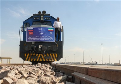 First Russian Cargo Train Arrives at Iran’s Aprin Dry Port