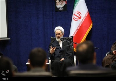 آیتالله اعرافی: توسعه شهری باید بر محور عدالت اجتماعی پیش برود