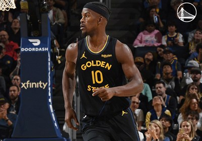 خنده استیفن کری پس از دیدن مدل موی جدید جیمی باتلر