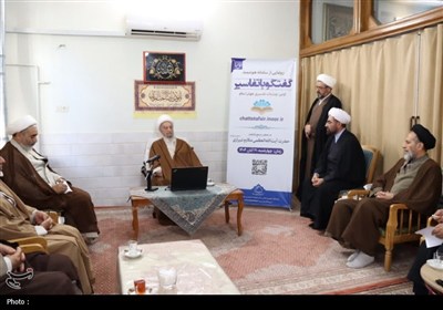 آیتالله مکارم شیرازی: حوزه در عرصه هوش مصنوعی پیشرو و سربلند است