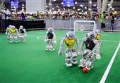 پیروزی مقتدرانه تیم رباتیک دانش‌آموزی قشم برابر روسیه