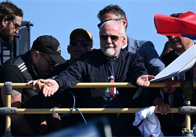 حمله رئیس ناپولی به فیفا و یوفا؛ ما به بازیکن حقوق میدهیم و باید برایش تصمیم بگیریم!