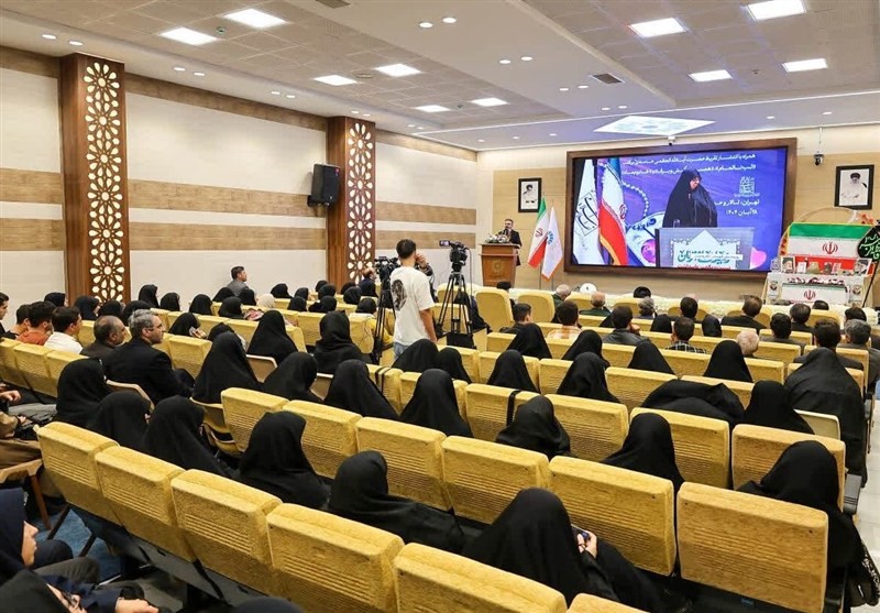 کتاب , تقریظ , آذربایجان شرقی , اخبار استان آذربایجان شرقی , اخبار تبریز , نهاد کتابخانهها , ادبیات دفاع مقدس , زنان ,