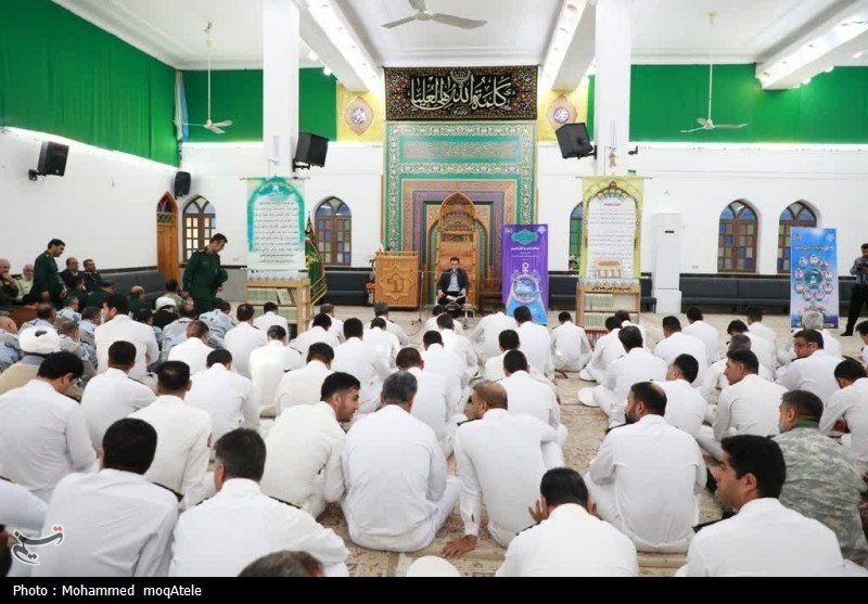 تجدید بیعت نیروهای مسلح با شهدای نیروی دریایی عملیات مروارید در بوشهر