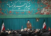 امام خامنهای: زن، کارگزار خانه نیست، مدیر است