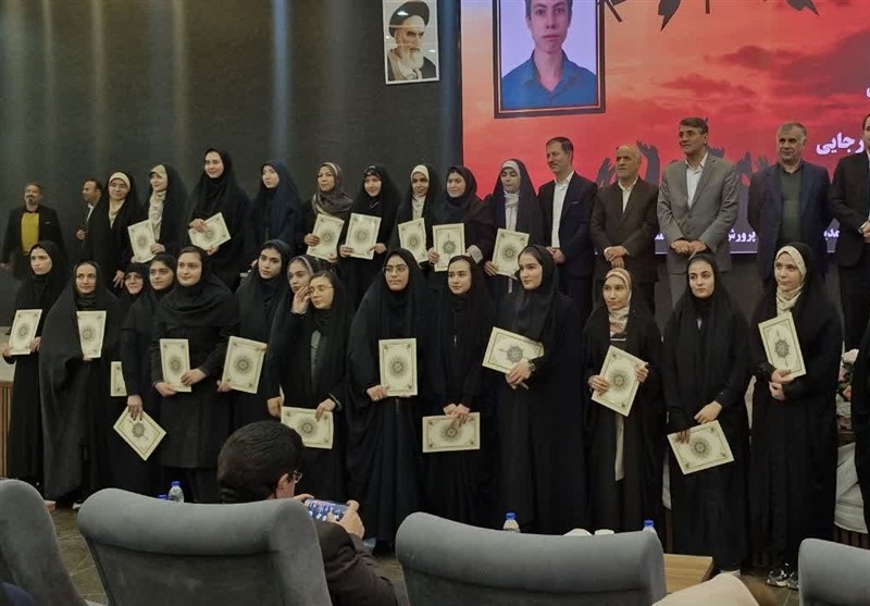 تقدیر از 500 رتبه برتر کنکور اسلام‌شهر ‌