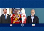 الرئیس الإیرانی یهنّئ تایلاند بیومها الوطنی