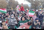 افتتاحیه سیامین جشنواره کودک و نوجوان با تجلیل از فرزندان شهدای اقتدار برگزار شد+تصویر