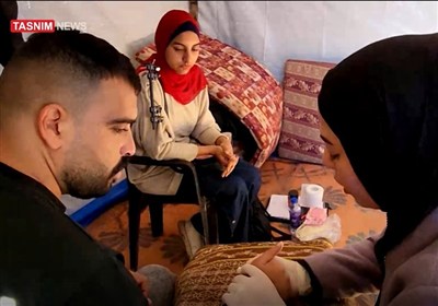 تقرير تسنيم/ خيمة أمل في قلب غزة: علاج طبيعي يقاوم تحت النار