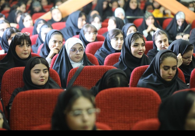 تریبونی به بلندای یک سال انتظار/ دانشجویان در روز خود سخن گفتند