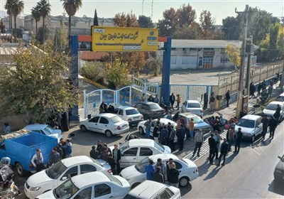 اعتراض کارکنان کارخانجات مخابراتی شیراز به تعدیل نیرو و حقوق معوقه/ایرانخودرو مانع اصلی تعیین تکلیف