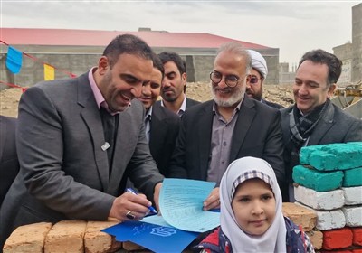 خشتگذاری و احداث 3 مدرسه جدید با مشارکت شهرداری اسلامشهر