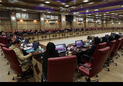 چالش‌های کارآفرینی در استان ایلام/ وقتی تبعیض جنسیتی هنوز در ساختار اداری زنده است!