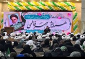 حضور 5 هزار نفری بانوان در حرم امام(ره)