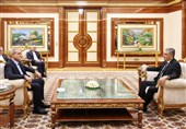 Pezeshkian Stresses Global Peace, Cooperation in Meeting with Turkmen Leader