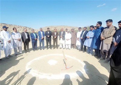 کلنگزنی پروژه آموزشی 18 کلاسه با مشارکت منطقه آزاد چابهار