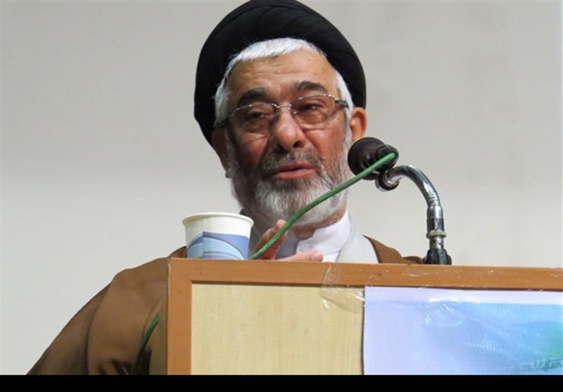 آموزش بیش از 1580 نفر در یک سال در ستاد اقامه نماز