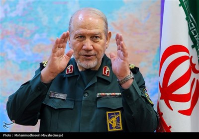 سرلشکر سید یحیی صفوی دستیار و مشاور فرمانده معظم کل قوا در نشست خبری همایش «بسیج، توسعه و امنیت پایدار منطقه جنوب‌شرق کشور»