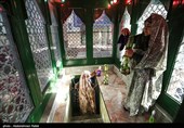 غبار روبی آستان مقدس امامزاده زبیده خاتون درهمدان